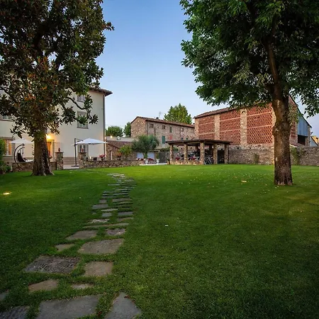 Nice Villa Near Lucca Villa
